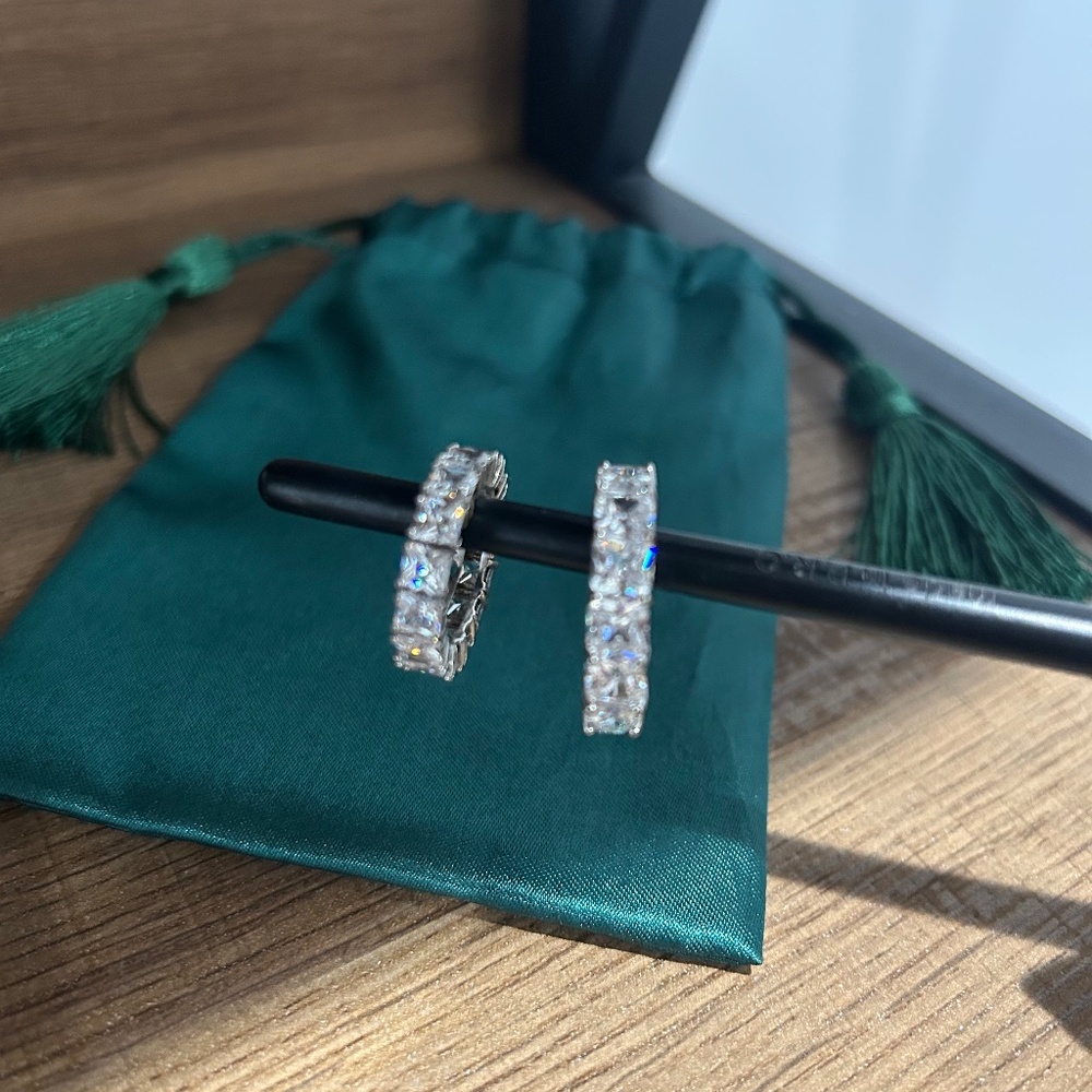 Amy Shehab rings